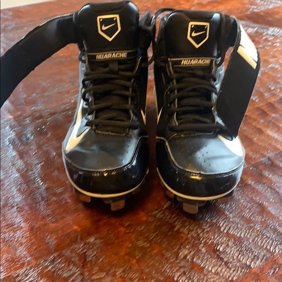 Men’s Nike Baseball Cleats. Size 9. Used - Picture 5 of 8
